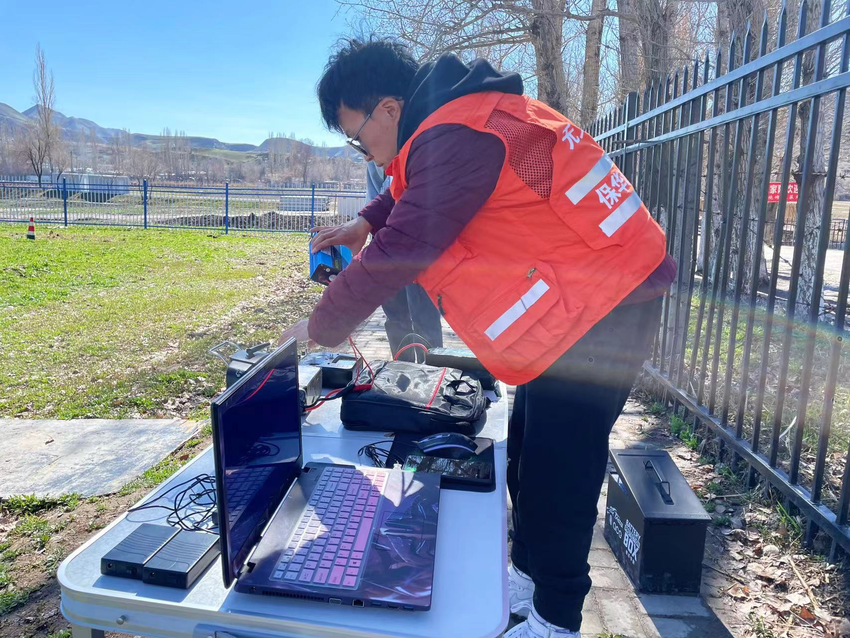 新疆無人機培訓保華潤天航空CAAC執照2024年4月班培訓中，五月可預約