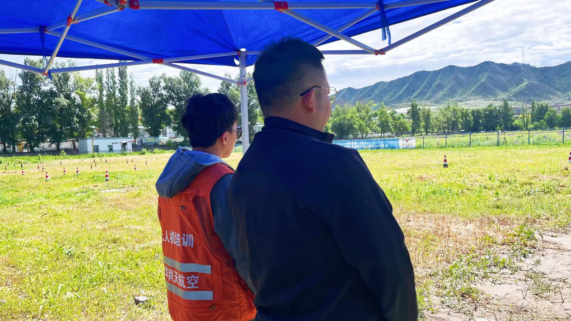 【新疆保華潤(rùn)天無(wú)人機(jī)培訓(xùn)】從石河子起飛：專(zhuān)業(yè)無(wú)人機(jī)操控技術(shù)學(xué)習(xí)
