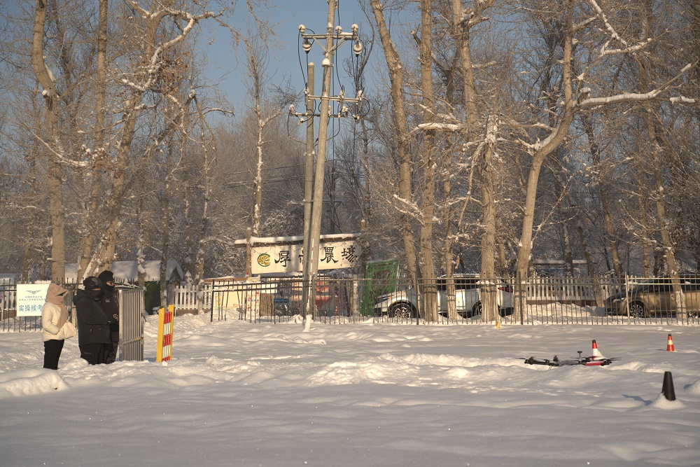 新疆無人機培訓(xùn)新高度：保華潤天航空引領(lǐng)飛行夢想