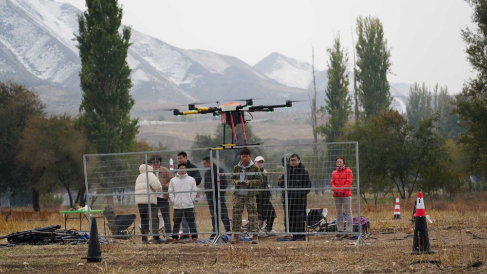 成為新疆專業(yè)無人機飛手，從保華潤天03考點開始！