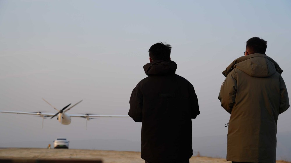 新疆無人機 “駕照”：CAAC 權威認證下的保華潤天專業(yè)培訓引領之路