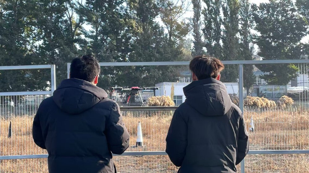 千名學員共同選擇:保華潤天,新疆無人機培訓金招牌